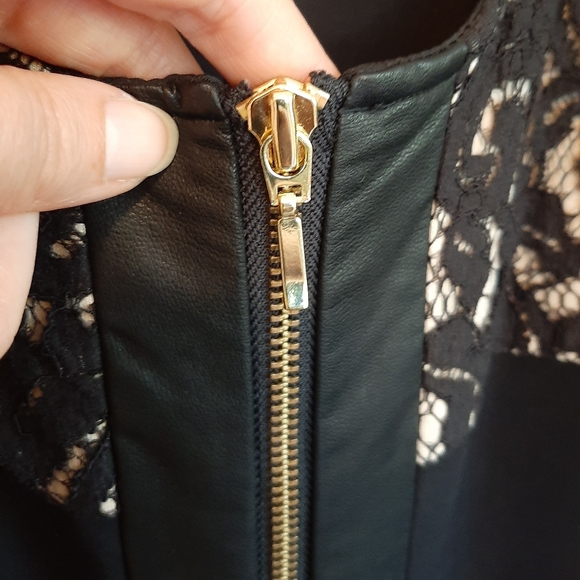 Chico's Pieced Ponte Lace-Mix Faux Leather Jacket Black/Champagne Size XL - Picture 5 of 12